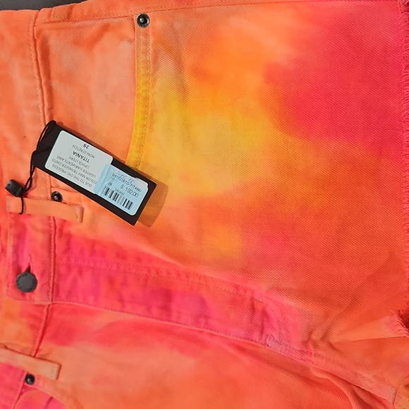 CARMAR Tie-Dye Jean Shorts - Picture 4 of 11